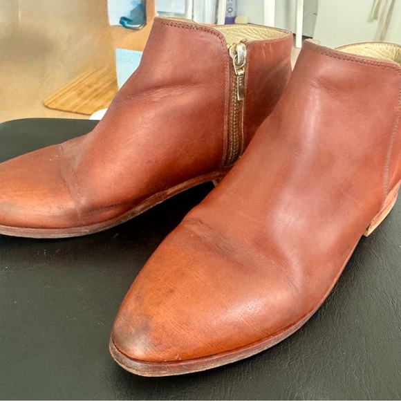Nisolo Shoes - Brown Leather Ankle Boots